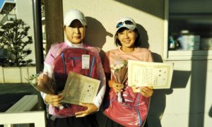 第1483回　関町ローンテニスクラブ　女子ダブルス優勝:玉川・下田ペア