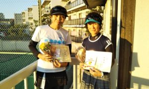 第1484回　関町ローンテニスクラブ　女子ダブルス準優勝:原田・矢野ペア