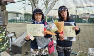 第1795回　関町ローンテニスクラブ　女子ダブルス準優勝:海老沼・千葉ペア