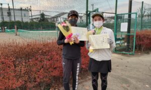 第17回　善福寺公園テニスクラブ　女子ダブルス準優勝:柴山・池田ペア