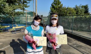 第1965回　サンライズテニススクール調布校　女子ダブルス優勝:稲見・小栗ペア