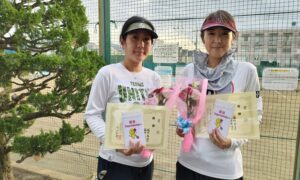 第1973回　関町ローンテニスクラブ　女子ダブルス優勝:堀井・藤野ペア