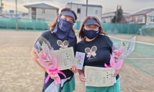 第2015回　善福寺公園テニスクラブ　女子ダブルス準優勝:水口・蛇岩ペア