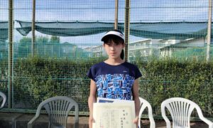 第40回　関町ローンテニスクラブ　中学生女子準優勝:佐藤 璃央選手