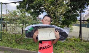 第55回　桜台テニスクラブ　小学生男子10歳以下優勝:稲冨 響介選手
