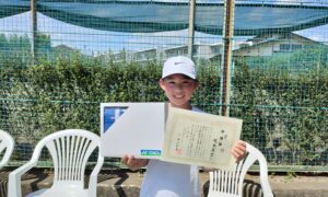 第56回　関町ローンテニスクラブ　小学生女子12歳以下準優勝:塚本 美空選手