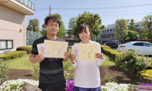 第2回　緑ヶ丘テニスガーデン　ミックスダブルス優勝:戸井口・丸岡ペア