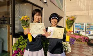 第2116回　緑ヶ丘テニスガーデン　女子ダブルス優勝:神戸・阿部ペア