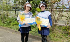第2141回　桜台テニスクラブ　女子ダブルス優勝:伴・山浦ペア