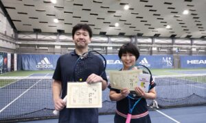 第307回　MTSテニスアリーナ三鷹　ナイターミックスダブルス優勝:駒村・久保田ペア