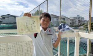 第61回　関町ローンテニスクラブ　小学生男子10才以下シングルス準優勝:米井 友哉選手