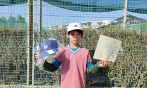 第60回　関町ローンテニスクラブ　小学生男子10才以下シングルス準優勝:松丸 椋祐選手