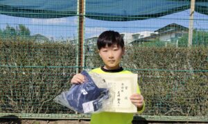 第60回　関町ローンテニスクラブ　小学生男子12才以下シングルス準優勝:尾崎 幹太選手