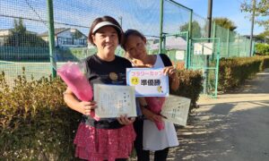 第2209回　善福寺公園テニスクラブ　女子ダブルス準優勝:重満・西口ペア