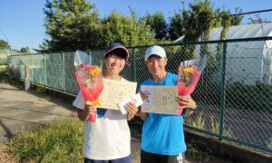 第2212回　サンライズテニススクール調布校　女子ダブルス優勝:吉野・吉野ペア