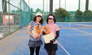 第2226回　サンライズテニススクール調布校　女子ダブルス準優勝:池亀・佐藤ペア