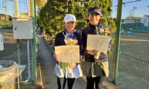 第2231回　関町ローンテニスクラブ　女子ダブルス準優勝:津田・塚本ペア