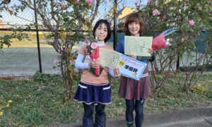 第2250回　桜台テニスクラブ　女子ダブルス準優勝:緑川・黒野ペア