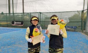 第2256回　サンライズテニススクール調布校　女子ダブルス優勝:佐々木・宮地ペア