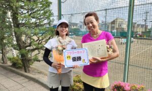 第2362回　関町ローンテニスクラブ　女子ダブルス優勝:富田・箕輪ペア