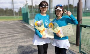 第2366回　東宝調布スポーツパーク　女子ダブルス準優勝:春山・岡西ペア