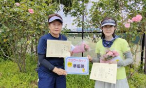 第2368回　桜台テニスクラブ　女子ダブルス準優勝:秋山・平尾ペア