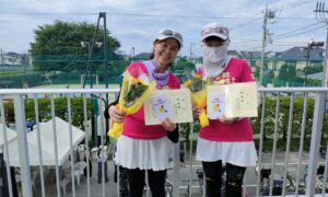 第2398回　善福寺公園テニスクラブ　女子ダブルス準優勝:野村・木村ペア