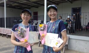 第2403回　東宝調布スポーツパーク　女子ダブルス優勝:福本・曽我ペア