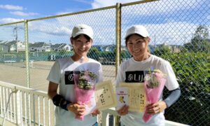 第2406回　関町ローンテニスクラブ　女子ダブルス準優勝:神田・林ペア