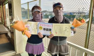 第2311回　関町ローンテニスクラブ　女子ダブルス準優勝:川部・福本ペア
