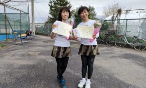 第2325回　サンライズテニススクール調布校　女子ダブルス優勝:香取・植田ペア