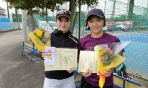 第2557回　サンライズテニススクール調布校　女子ダブルス準優勝:大堀・野崎ペア