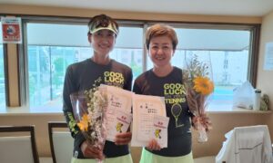 第2563回　南町田インターナショナルテニスカレッジ　女子ダブルス優勝:藤本・保延ペア