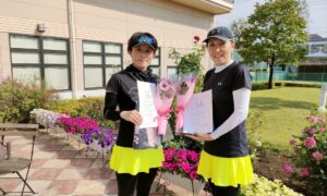 第2564回　緑ヶ丘テニスガーデン　女子ダブルス優勝:花田・矢野ペア