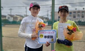 第2580回　関町ローンテニスクラブ　女子ダブルス準優勝:神田・小林ペア