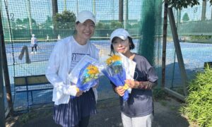 第2602回　サンライズテニススクール調布校　女子ダブルス準優勝:五味・上江洲ペア
