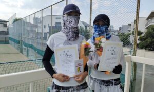 第2624回　関町ローンテニスクラブ　女子ダブルス準優勝:皆藤・三上ペア
