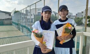 第2624回　関町ローンテニスクラブ　女子ダブルス優勝:染谷・岡田ペア
