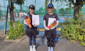 第2640回　サンライズテニススクール調布校　女子ダブルス優勝:小野・大村ペア