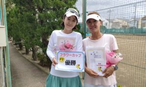 第2646回　関町ローンテニスクラブ　女子ダブルス優勝:藤野・遠藤ペア