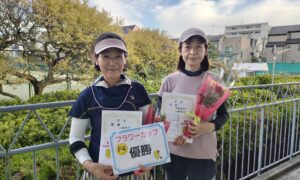 第2664回　桜台テニスクラブ　女子ダブルス優勝:小幡・伊藤ペア