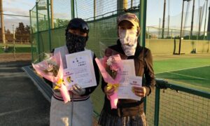 第2700回　東宝調布スポーツパーク　女子ダブルス優勝:柿坂・佐藤ペア