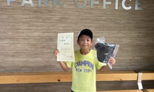 第72回　MUFG PARKテニスコート　小学生10才以下シングルス準優勝:安里信希選手