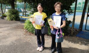 第2823回　サンライズテニススクール調布校　女子ダブルス　FB準優勝:中村・若松ペア