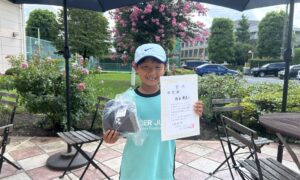 第74回　緑ヶ丘テニスガーデン　小学生男子10才以下シングルス準優勝:内田橙真選手